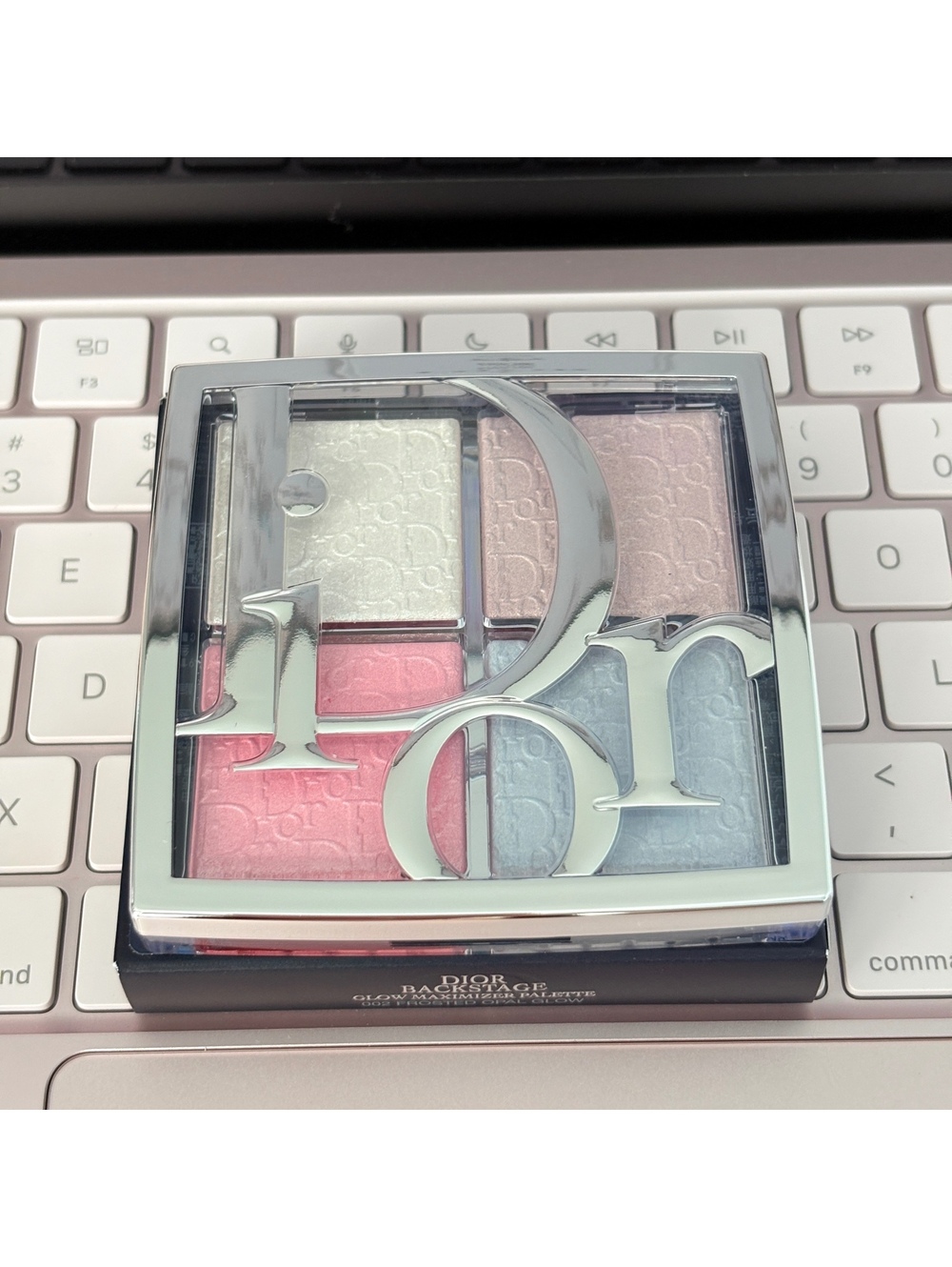 RARE ITEM - Dior backstage Glow Palette - Frosted Opal